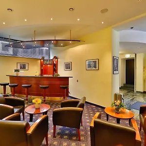Hotel Superior Praesident, München